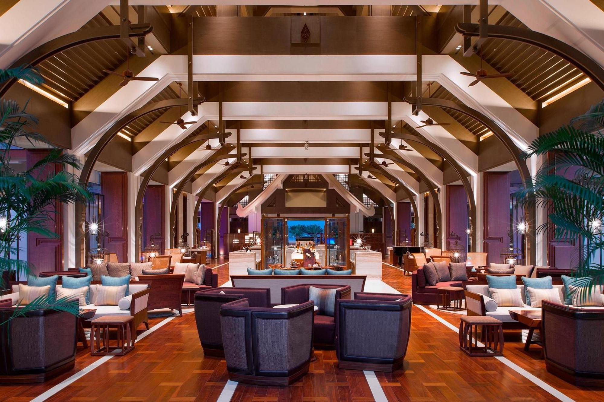 Sheraton Grand Xishuangbanna Hotel Jinghong Exterior photo